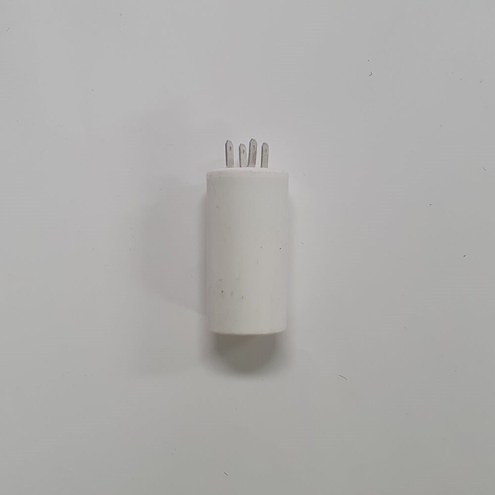 CAPACITOR 8UF PTF37 BIA-PTF37-28