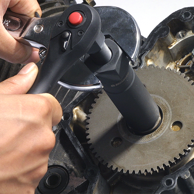 STARTER FLY WHEEL PULLER 24XP1.0