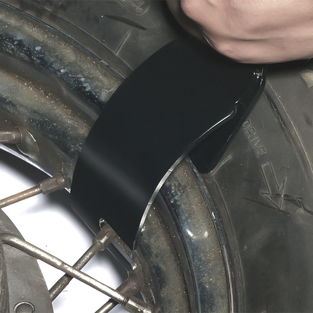 TYRE BEAD HOLDING TOOL