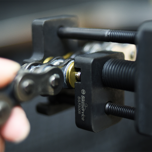 CHAIN INSTALLATION PRESS TOOL